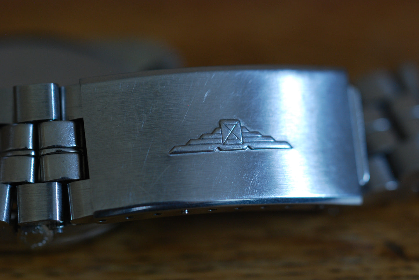 Longines Ultronic Flagship